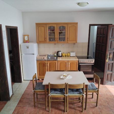 Apartment Ivana Котор Екстериор снимка