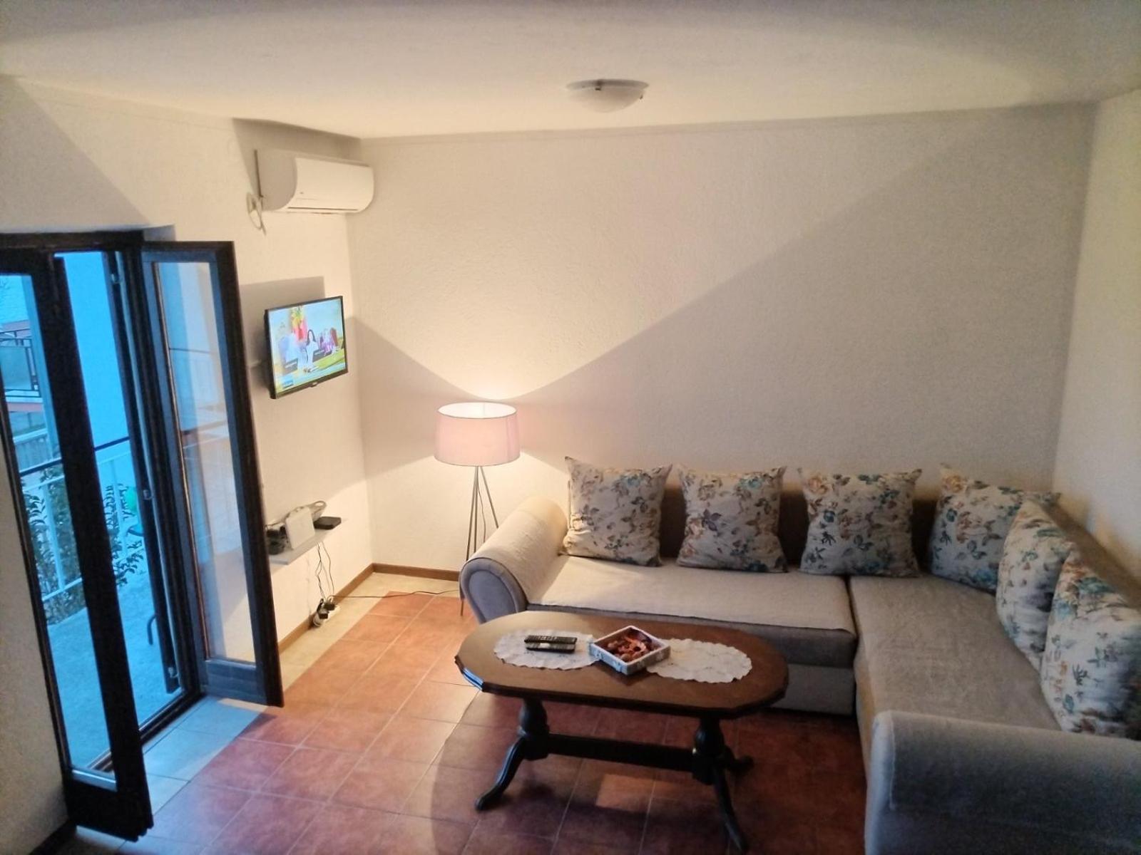 Apartment Ivana Котор Екстериор снимка
