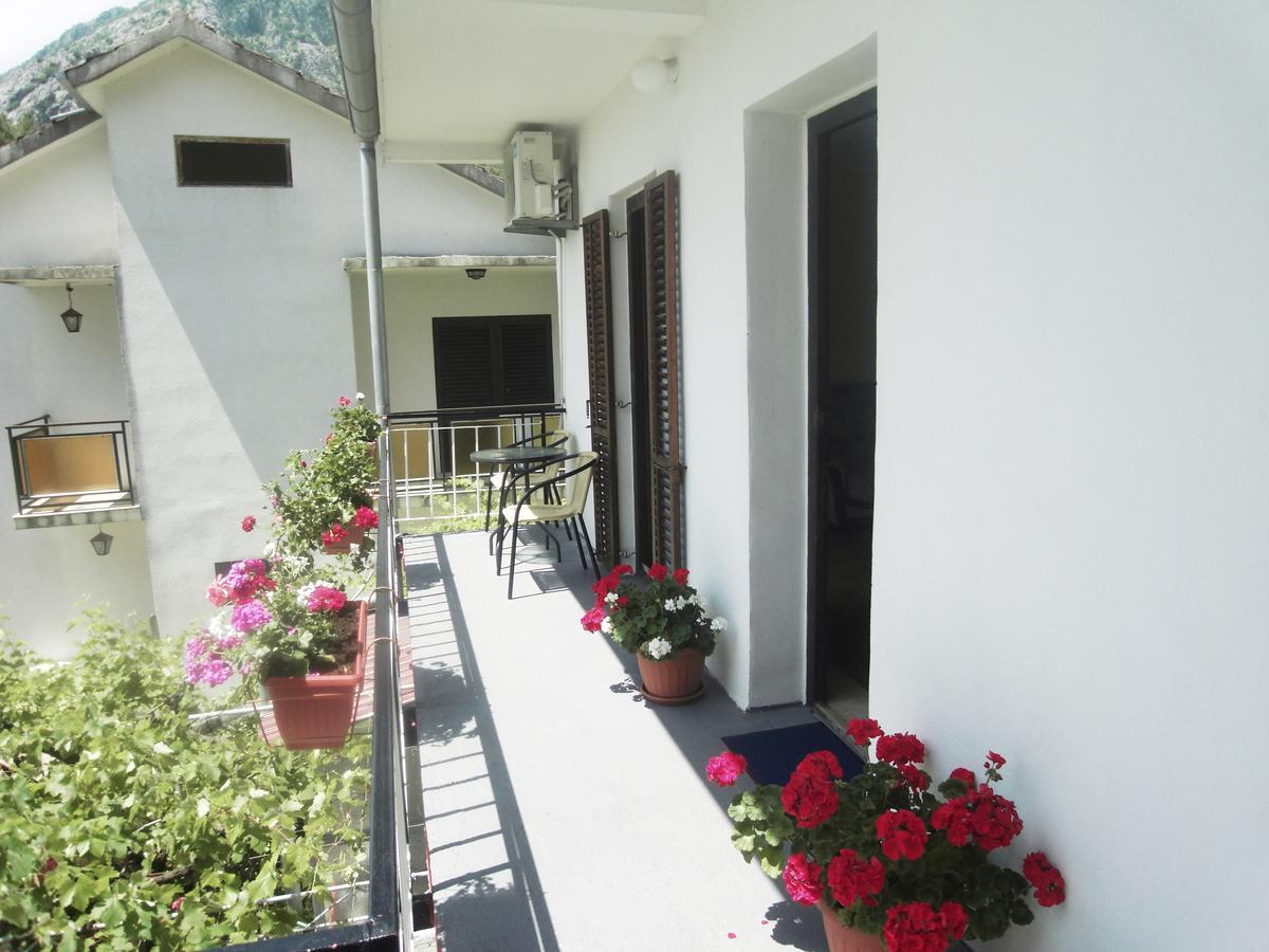 Apartment Ivana Котор Екстериор снимка